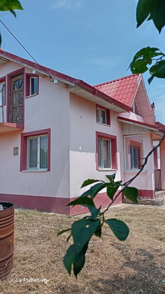 Izvoarele, sat Chiriacu, jud. Giurgiu vanzare casa + teren